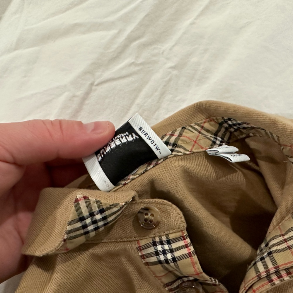 Authentic Burberry beige and black check baby polo (6months) - Picture 5 of 7